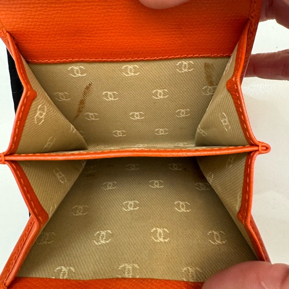 Chanel Compact Wallet. Good used condition. Orange - Picture 6 of 6